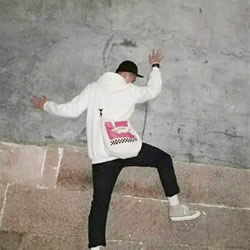 12张超治愈情侣背影头像 一男一女的氛围感拉满