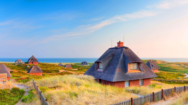 2k高清海边别墅风景壁纸 适配多尺寸电脑桌面