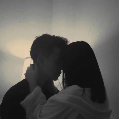 20张高清真人创意情头 个性又有意思的情侣头像来啦