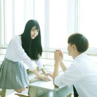 穿校服的学生情侣头像 22张清新纯爱情头一对两张