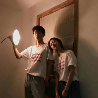 32张高清时尚个性微信情侣头像合集