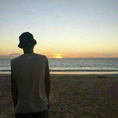 海边背影情侣头像合集！16张高清一左一右唯美款