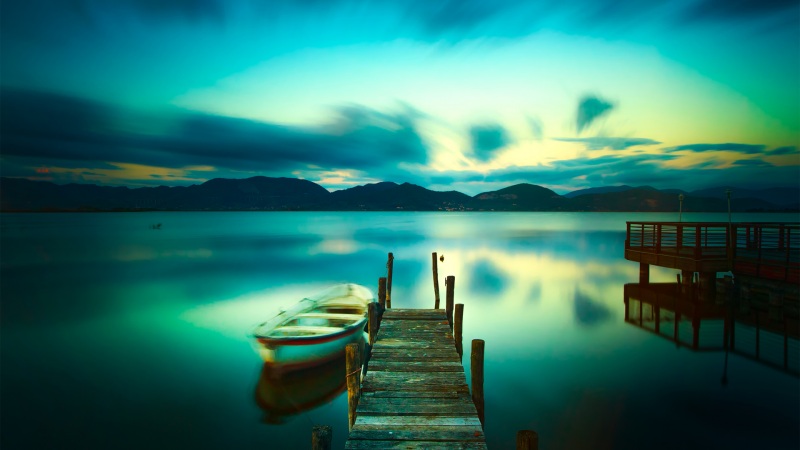 码头湖面船景高清电脑壁纸推荐