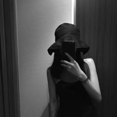 12张高清好看的黑白QQ情侣头像合集