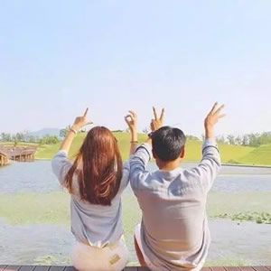 清新氛围感拉满！12组双人背影情侣头像合集