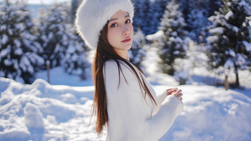 冬天雪景配美女！刘奕宁这款电脑壁纸太绝了