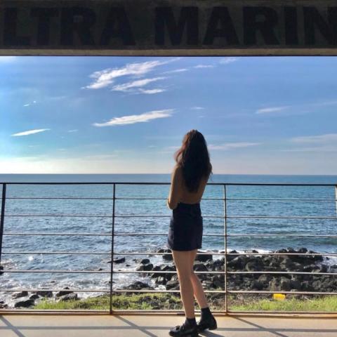 18组高清唯美背影情侣头像，一男一女一人一张