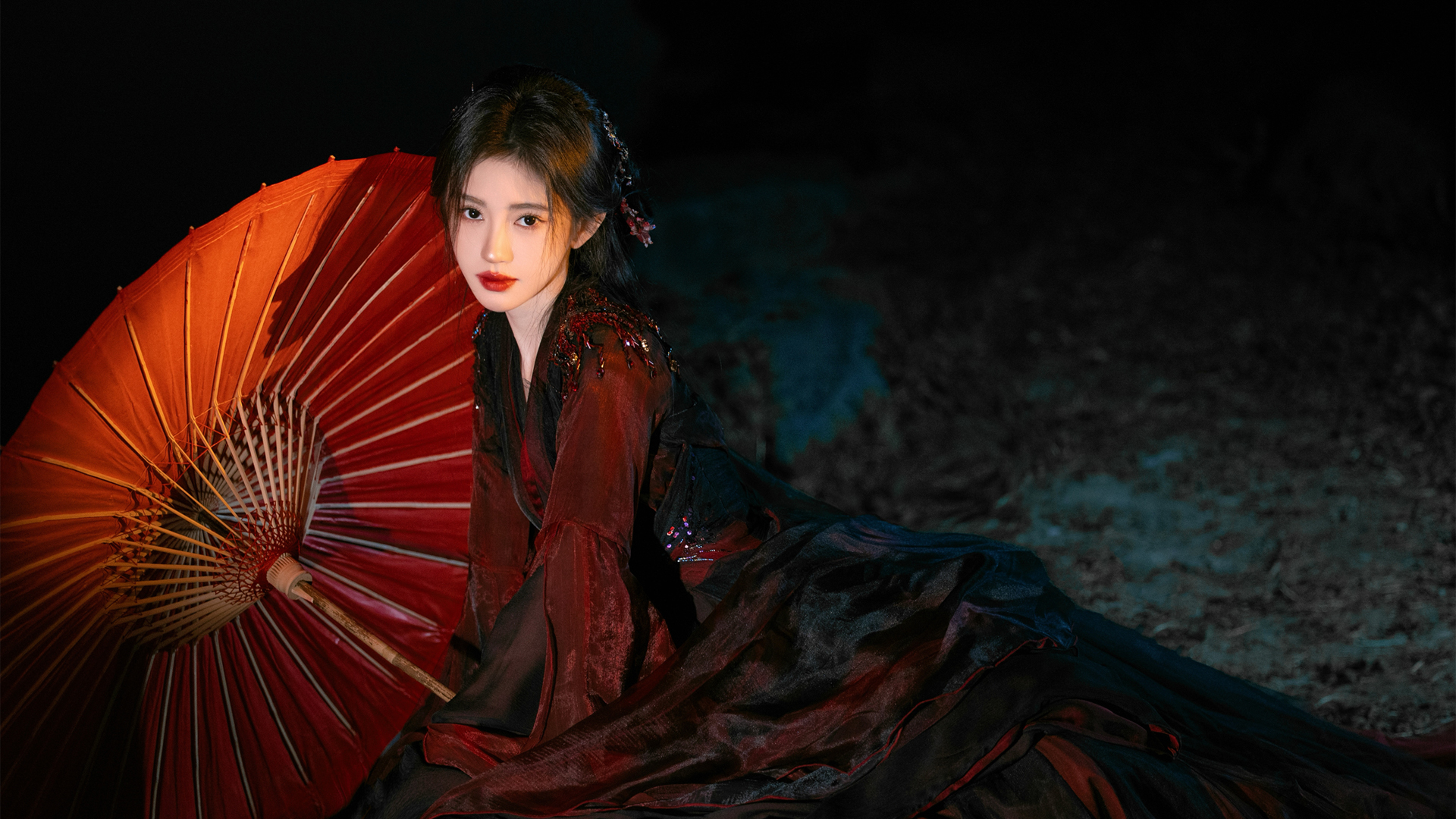 鞠婧祎《落》主题高清壁纸分享