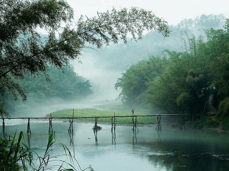 想给电脑换壁纸？这款小桥流水风景款别错过