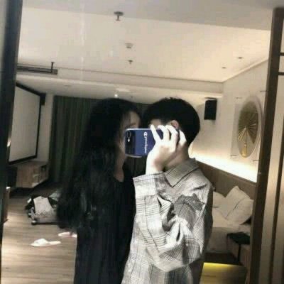 26组氛围感拉满的情侣QQ头像，藏着藏在心底的爱意