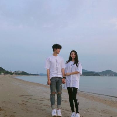 24组清新感拉满的情侣头像 一对两张高清图合集