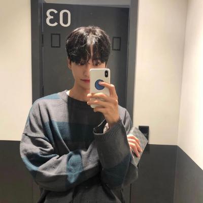 低调又好看！一男一女高清情侣QQ头像共26组