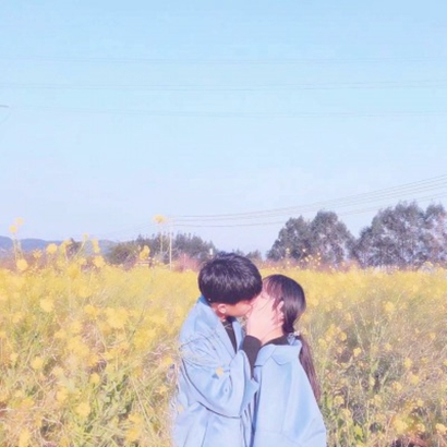 12组超甜又治愈的唯美情侣头像 高清无水印