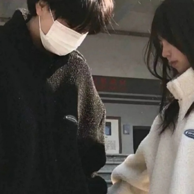 又欲又撩的真人情侣头像，12张氛围感拉满