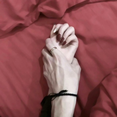 一对两张真人版QQ个性情头 高清好看的22张情侣头像分享