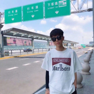 36组真人半套情侣头像！清新高清款一人一张刚好配