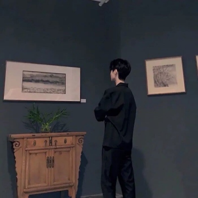 不明显真人单人高清情头合集 共36张