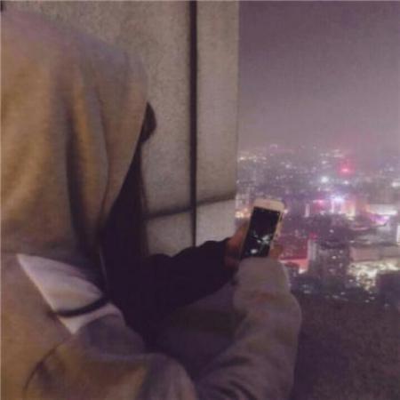 最新款真人情侣非主流唯美头像 一共12张