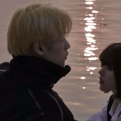 14张超有氛围感的真人夕阳情侣头像