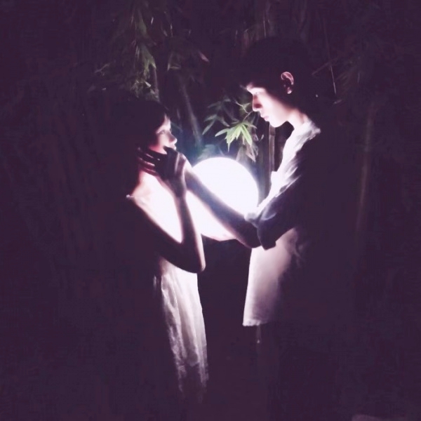 14张高清浪漫真人情侣头像 甜蜜氛围感拉满