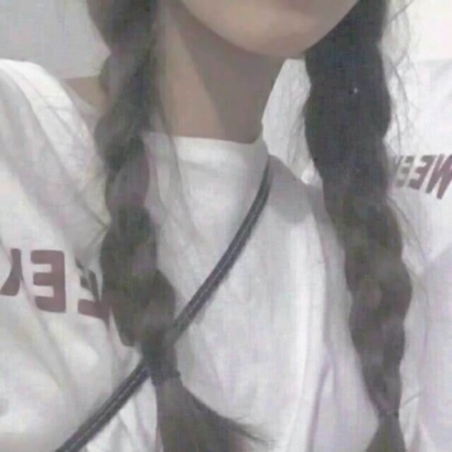 不露脸也能撒糖！16张个性身体部位情侣半身头像合集