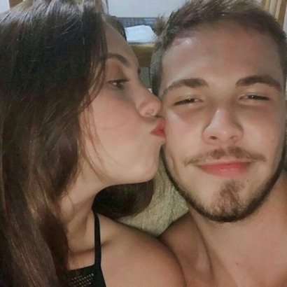 22张高清欧美风双人情侣头像合集