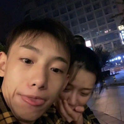 22张超火个性网图情侣头像 当下最in款