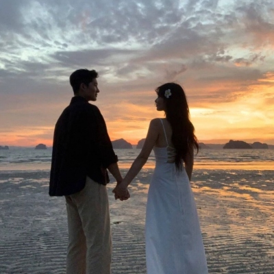 12张超甜不露脸背影情侣头像，快来挑一对