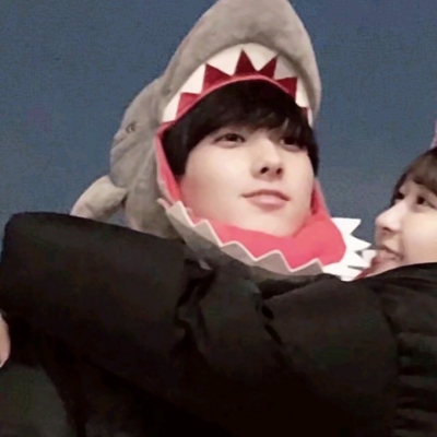 30张真人甜系情侣头像！高清网图直接抱走