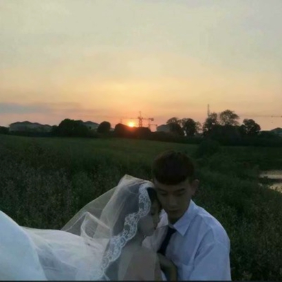 20组浪漫婚纱情侣头像 高清一对两张