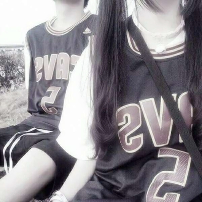 36张高清一对一半的情侣网图头像合集