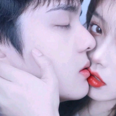 20组适合微信用的浪漫双人情侣头像合集