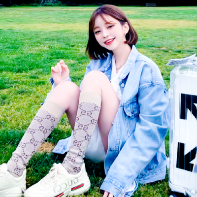 新款单人情侣头像！一男一女分开款高清图共12张