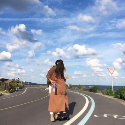 16张高清小清新款一男一女情侣头像分享