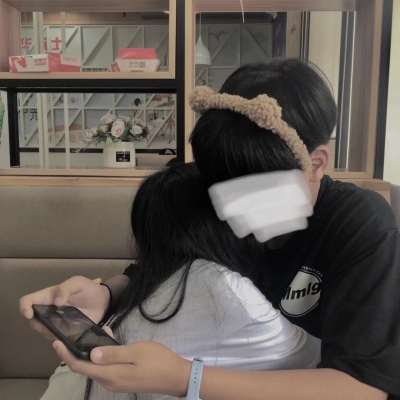 新款情侣头像合集 共12张