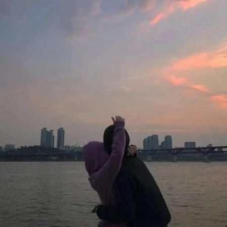 情侣空间真人露脸超甜头像合集 共14张高清图