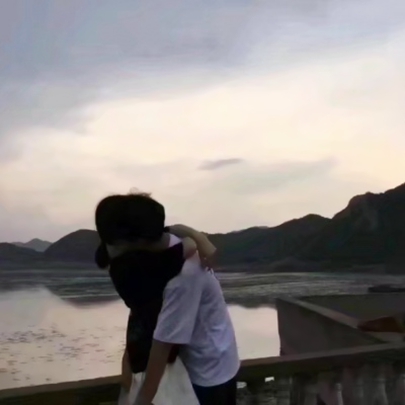 20张高清真人优质情侣头像 直接用不踩雷