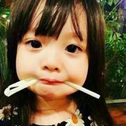 搞怪可爱萌娃情侣头像 14张高清无水印合集