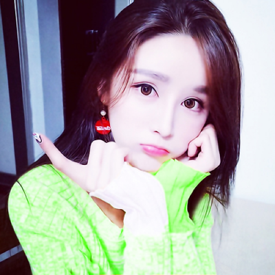 最新真人情侣头像来啦！一男一女高清款共12张，适合情侣使用。