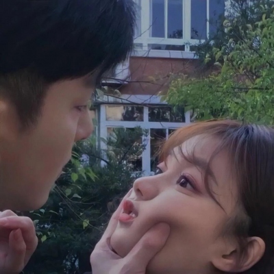 超戳人的浪漫神仙情侣头像 16张合集