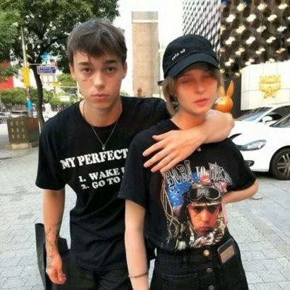 超酷！16张高清欧美范霸气情侣头像 一人一半超有氛围感