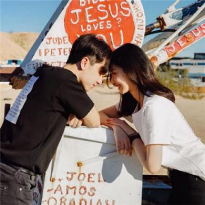 超甜微信情侣头像来啦！10张高清一男一女双人款