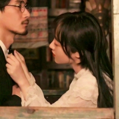 一左一右的甜蜜情侣头像合集！14张情侣日常甜系照片整理好了