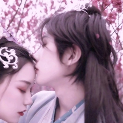 18张高清真人古风情侣头像 氛围感拉满