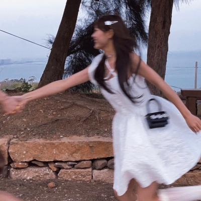 最新微信情侣头像来啦！一共14张高清图任你挑