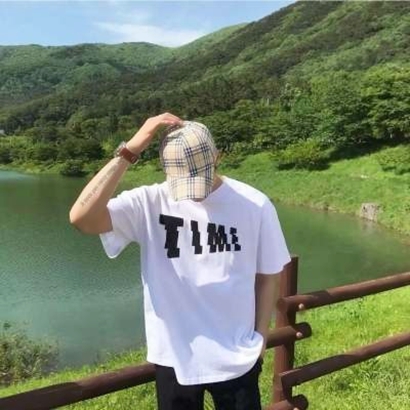 16张高清小清新款一男一女情侣头像分享