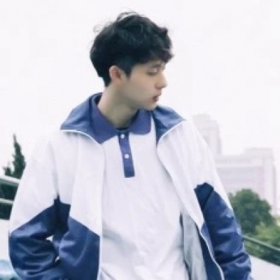 高清校园校服情侣头像 清新又治愈的14组青春情头