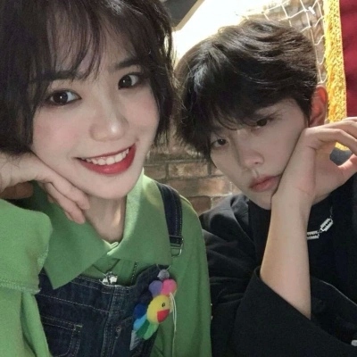 超甜真人情侣头像！左男右女20张合集