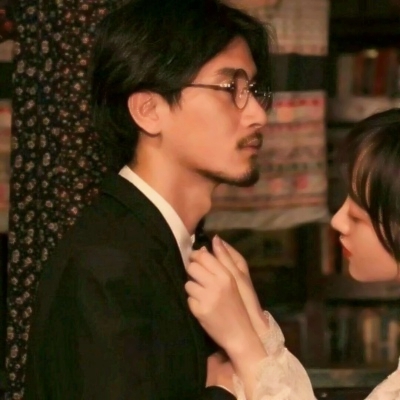 一左一右的甜蜜情侣头像合集！14张情侣日常甜系照片整理好了