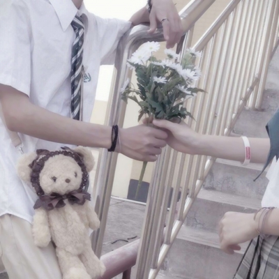 32张不露头情侣头像合集！高清半身不露脸的部位情头来啦